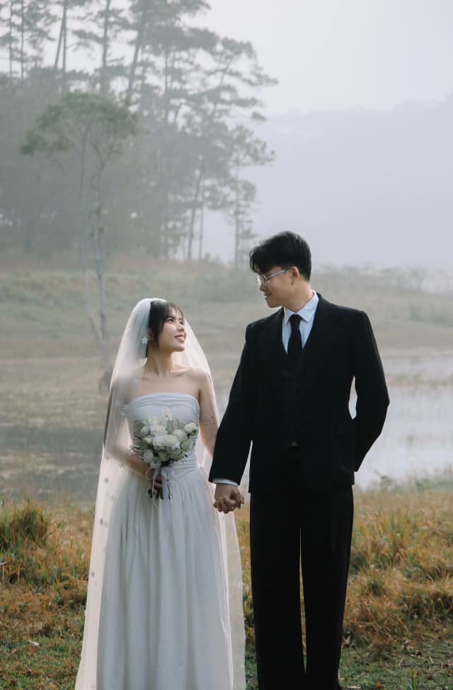 Taking wedding photos